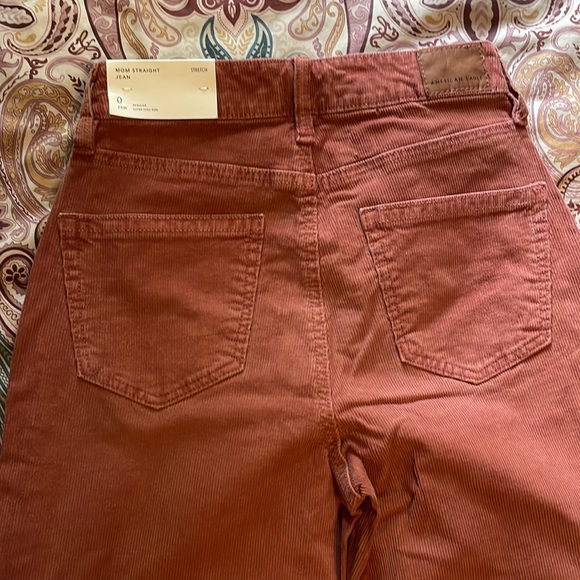 NWT American eagle mom straight thin corduroy pants - Picture 4 of 5